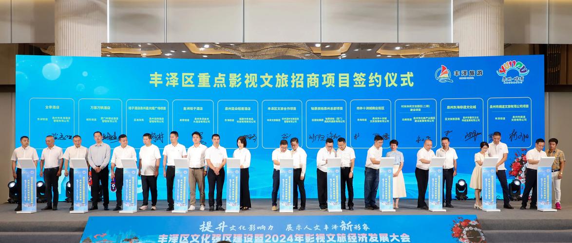 新澳2025最新资料大全论坛和济南父子一起高考与父子一起参加高考