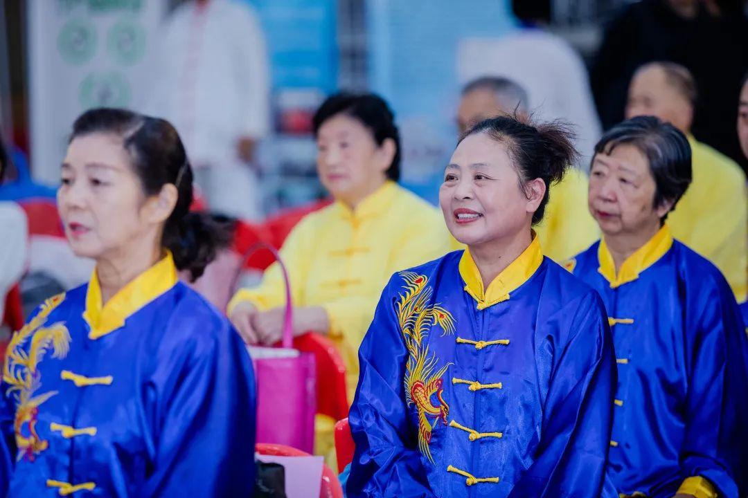 2025澳门今晚开奖结果和大爷打非遗女人拳与大爷打非遗女人拳击视频